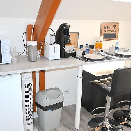 Cosy Chambre Chez Habitant 5Mn Aeroport Roissy Cdg Hotel Le Mesnil-Amelot Exterior photo